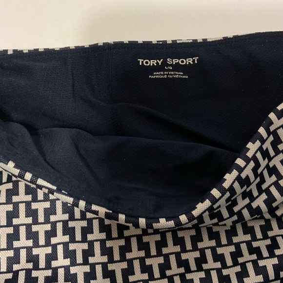 TORY SPORT T MONOGRAM SKORT NAVY/CREAM SIZE LARGE - Picture 4 of 5